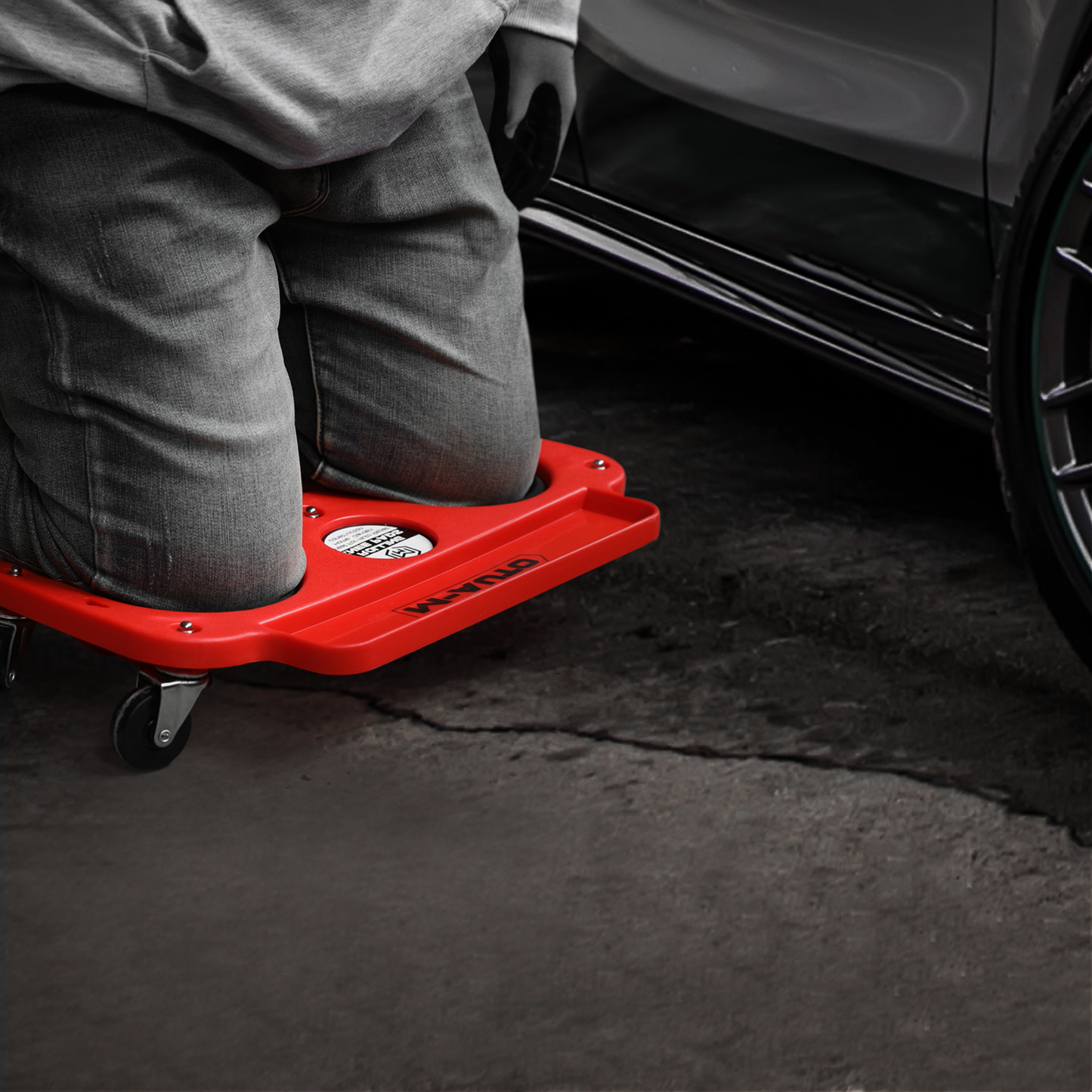 Rolling Knee Pads Repair Creeper