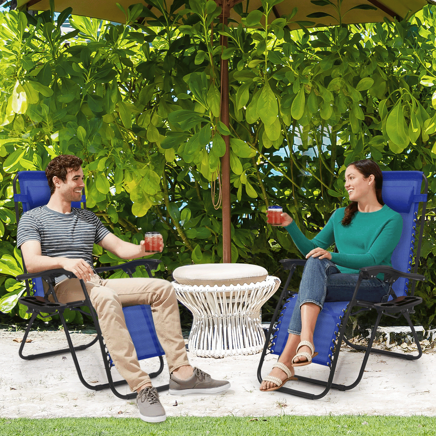 Lounge Chair - 25" Seat Width - Adjustable Back Rest 95°-140° - w/ Tray & Headrest