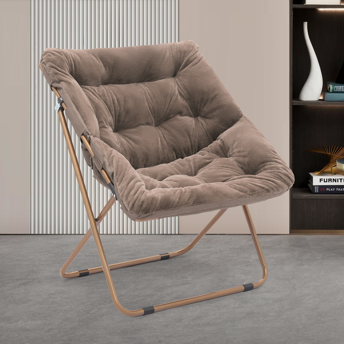 Cozy Chair - Square - Faux Fur - Gold Frame