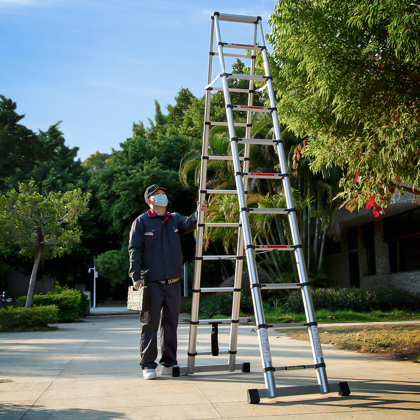A-Frame Telescoping Ladder w/Stabilizer Bar - 11 Steps 10.17 ft/122.0", Black/Siiver