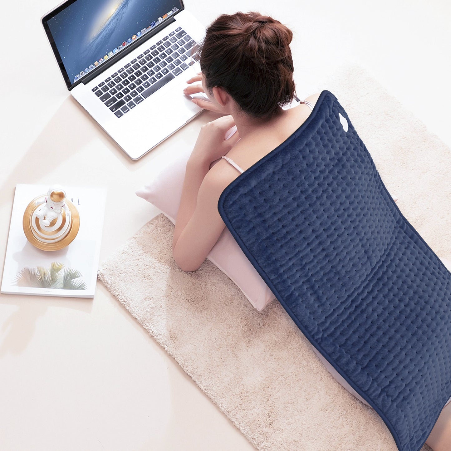 Electric Heating Pad - 20" x 24" Long Plush - Half an Hour Timer + 6 Heating Levels